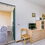 Albatros-1 By Interhome