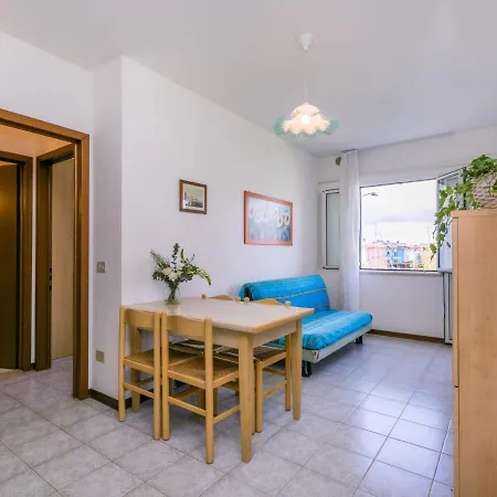 Apartman Albatros-1 By Interhome