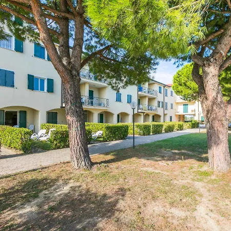 Albatros-1 By Interhome