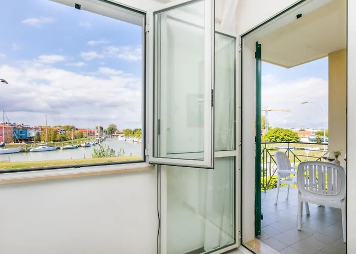 Albatros-1 By Interhome *